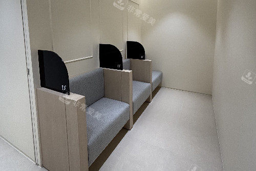 韩国doctors皮肤科东大门店休息区