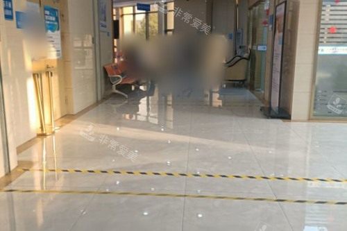 杭州华厦眼科医院走廊