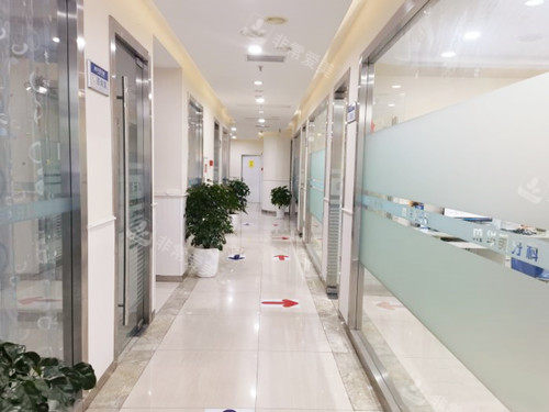 成都华美牙科走廊