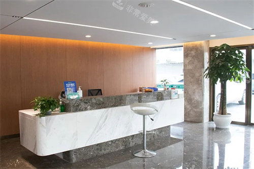 杭州广仁医院导诊台展示