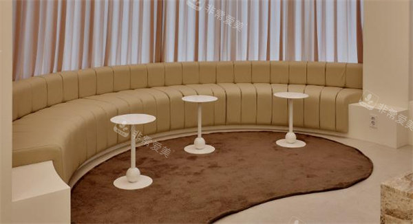 韩国棒棒整形医院等待区