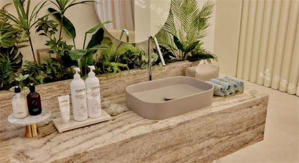 韩国棒棒整形医院盥洗