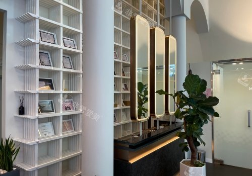 韩国pangpang医院双下巴埋线结果好吗？适合哪些人？能维持多久？真实实例告诉你答案！