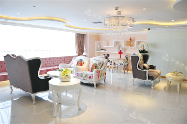 广州美莱医疗美容等待区环境