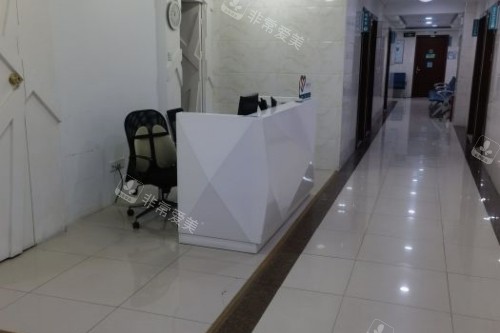 上海宏康医院私密科导诊台