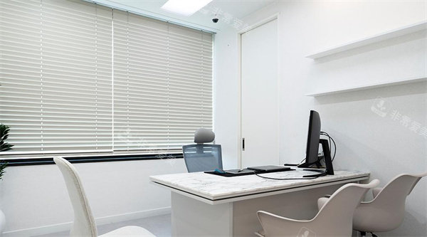 韩国leepeem整形外科诊室