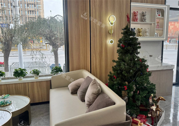 张家口天宏医疗美容一楼休息区