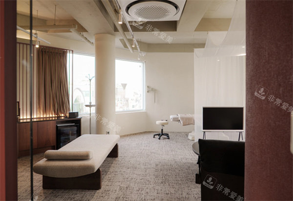 韩国清潭Sartine皮肤科环境一角