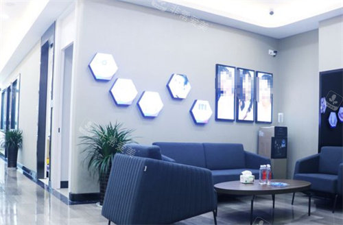 苏州牙洁仕口腔甪直店一角