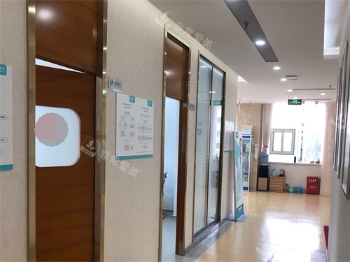 烟台德韩口腔诊疗区走廊