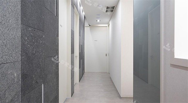 韩国leepeem整形外科走廊