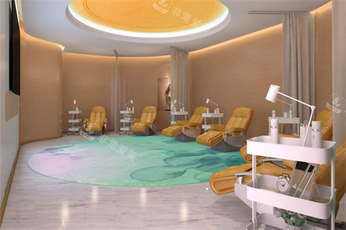 南阳艾美医疗美容输液大厅
