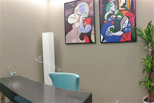 北京俏中关医疗美容沟通区