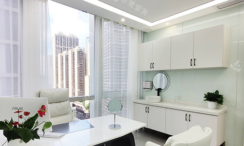 深圳医小森整形的面诊室