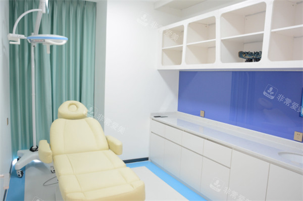广州丽港丽格医疗美容门诊部治疗区