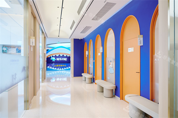 南宁柏乐口腔南湖总院走廊环境一览图