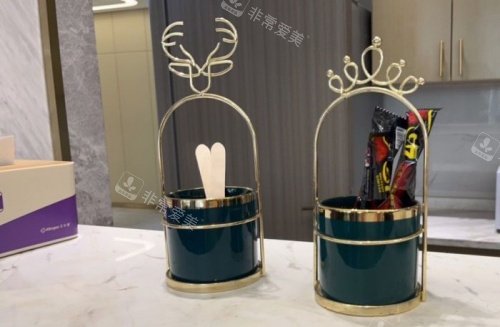 曲靖吴氏嘉美整形一角示意图