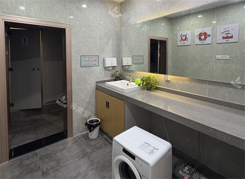 深圳嘉安口腔洗手区