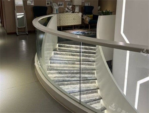 重庆艾俪医疗美容楼梯间环境