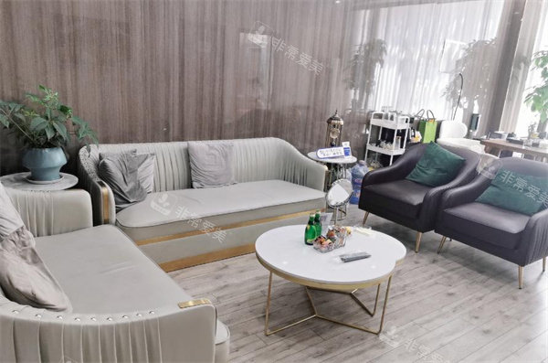 石家庄翎泷医疗美容等待