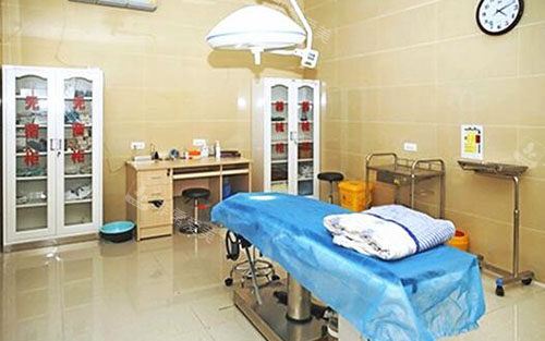 廊坊艾美医疗美容皮肤护理室