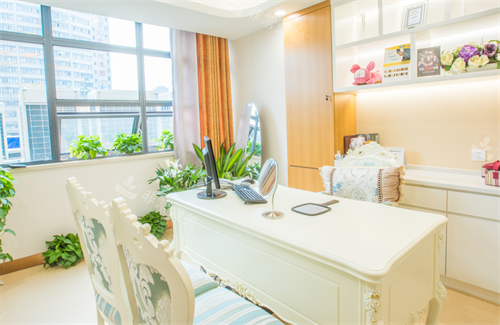 合肥华美整形咨询室