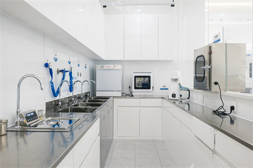 扬州贝恩口腔仪征店室内一角