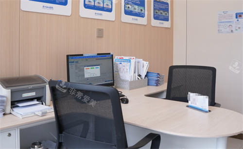 徐州和佳医院眼科咨询室