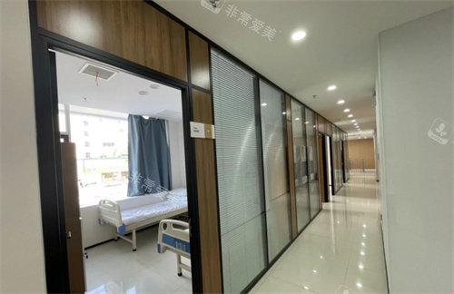 烟台建中植发走廊