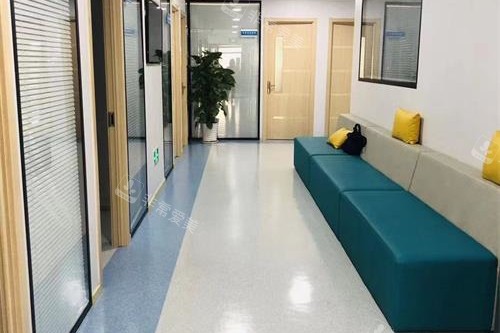 北京皓童明睿眼科医院休息区