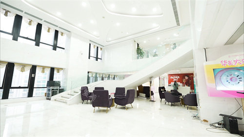 广州华美医疗美容大厅图