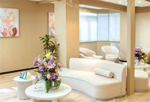 上海仁爱医院等候区