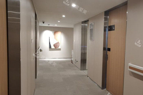 成都藝星整形內(nèi)部一角