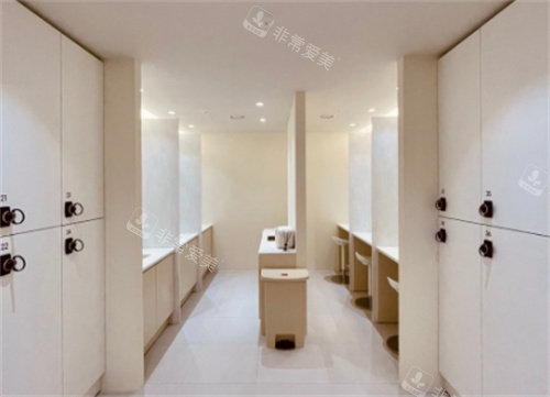 韩国OCEAN欧神皮肤科更衣室