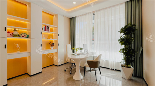 昆明杰西艾整形外科医院商谈室