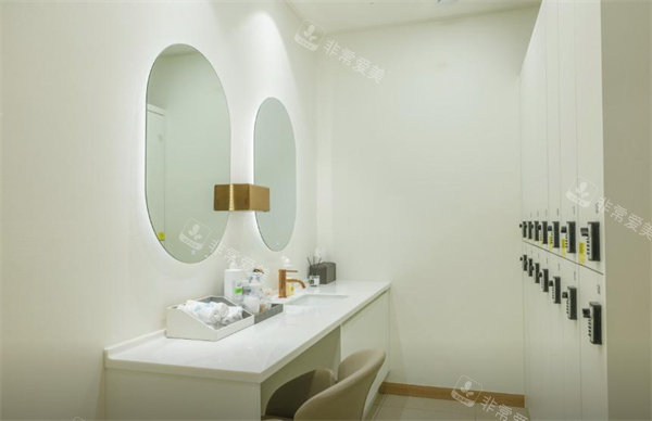 济州岛Wyne皮肤科地址在哪里？详细地址、三位院长背景一网打尽！