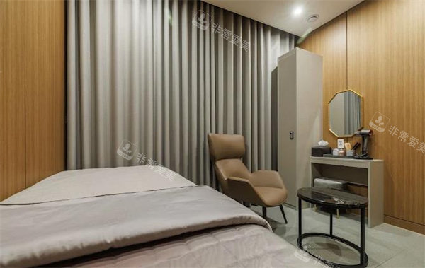 济州岛Wyne皮肤科治疗间 济州岛Wyne皮肤科治疗间