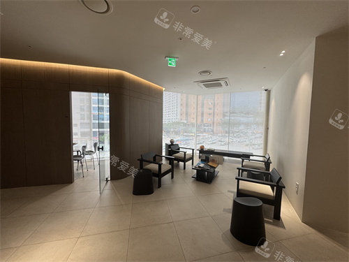 韩国清潭Antian抗衰中心地址及营业时间：周一至周六服务，法定节假日休诊，预约从速~