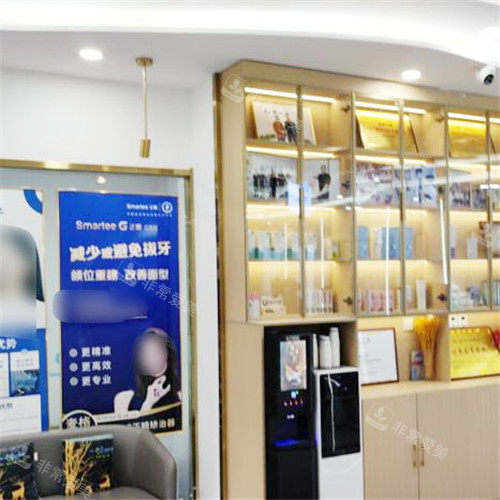 张家口麦格口腔展示柜