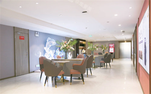 昆明吳氏嘉美整形等待