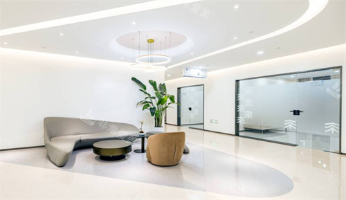 成都雍禾植發(fā)候診區(qū)