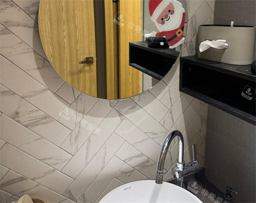 明洞丹雅皮肤科洗漱区