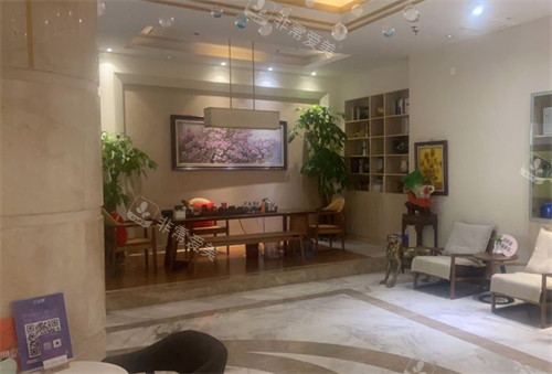 新疆黎美整形医院大厅环境图