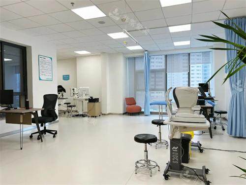 昆明景远眼科特检科