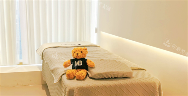 南京清泉白月光医疗美容治疗间