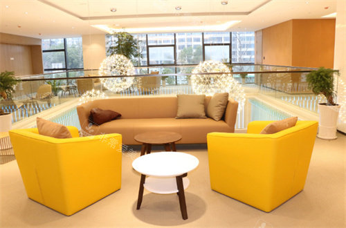 南昌韓美美容醫(yī)院休息區(qū)照片