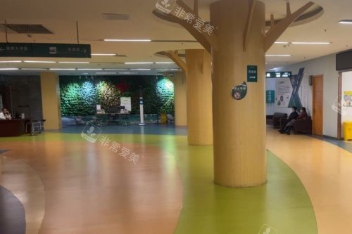 石家庄普爱口腔大厅