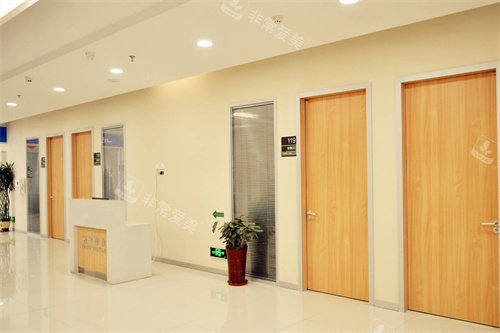 沧州爱尔眼科医院诊区环境