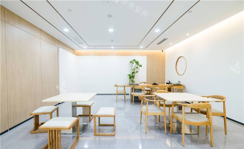 乌鲁木齐雍禾植发等候区