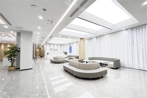 烟台中幸口腔医院等候区